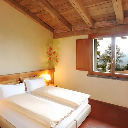 La Nevera Alloggio per agriturismo Lanzo dʼIntelvi
