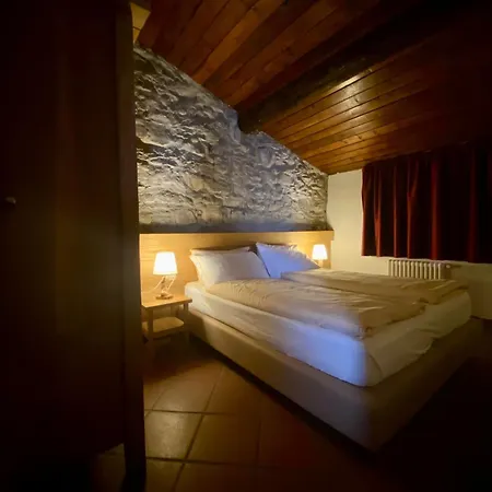 Agriturismo La Nevera * Lanzo D'intelvi