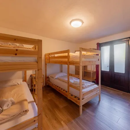 Agriturismo La Nevera Farm stay *