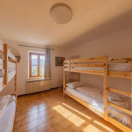 Alloggio per agriturismo La Nevera Lanzo dʼIntelvi